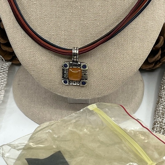 Vintage Ava Yetter Southwestern Pendant Necklace – Amber, Lapis, 925 Sterling - Picture 10 of 17